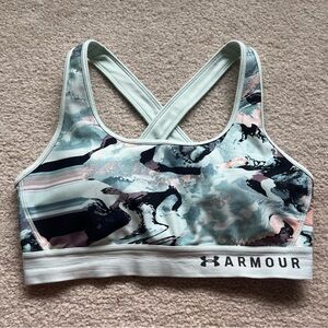 Under Armour Mid Sports Bra